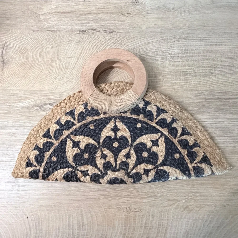 Antik Kraft Straw Handbag Womens OS Tan Black Mandala Wood Handle Chain Strap